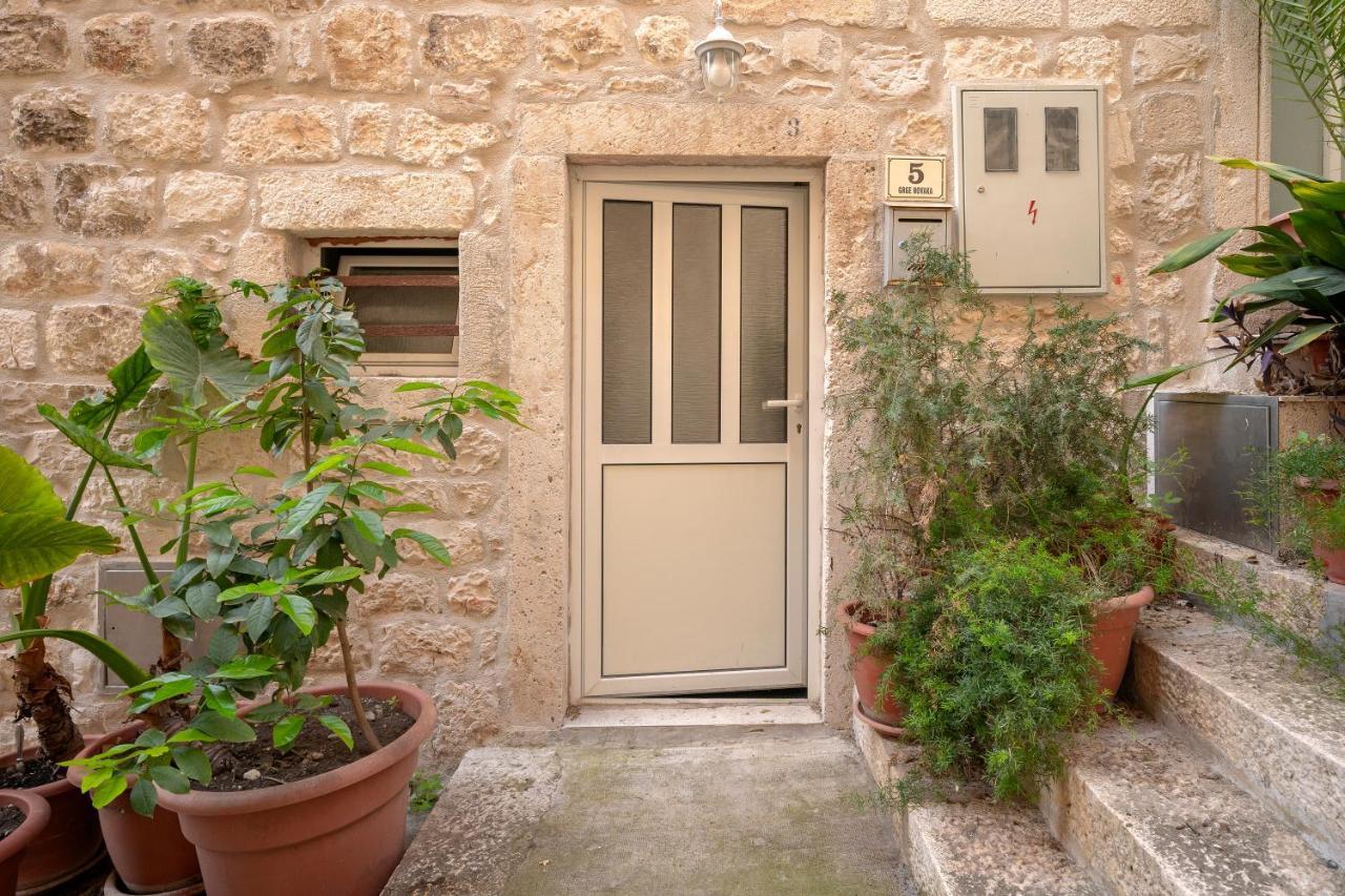Harbourside Guesthouse Mandina - Zf Hvar Hvar Town Exteriör bild